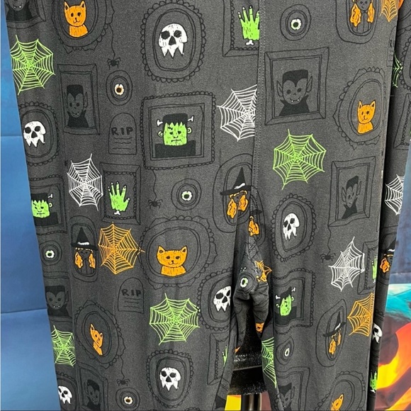 LuLaRoe 3XL Halloween Liv with TC2 Halloween leggings - Picture 9 of 14